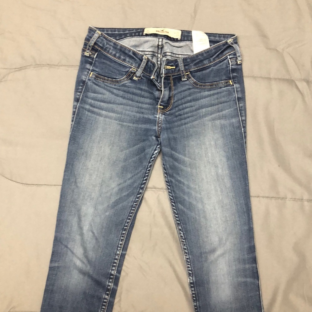 Hollister Jean
